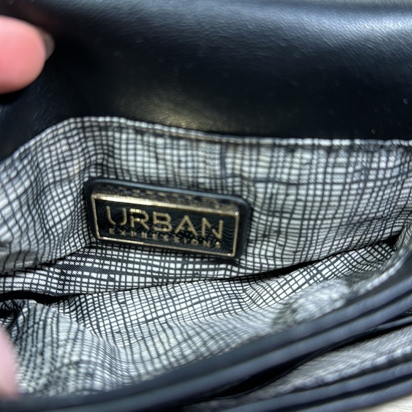 Urban Expressions Black Fleur Vegan Crossbody Purse with Gold Tone Chain - Picture 12 of 14